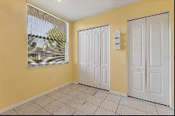 4640 Tower Hill Lane #2316, Sarasota FL 34238