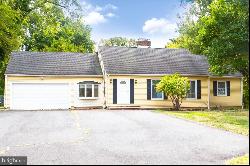 2352 Pennington Road, Pennington NJ 08534