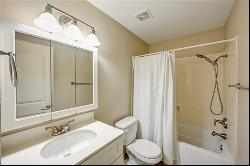 3805 Houma Boulevard Unit B303, Metairie LA 70006