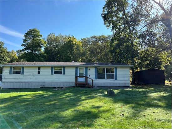 10 26th Street Ext, Pymatuning Twp PA 16125