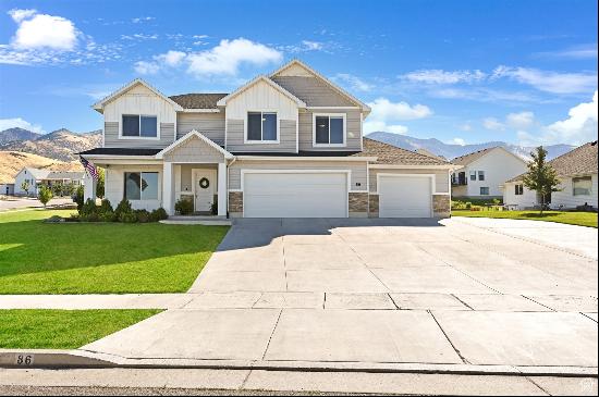 86 N 1000 E, Hyde Park UT 84318