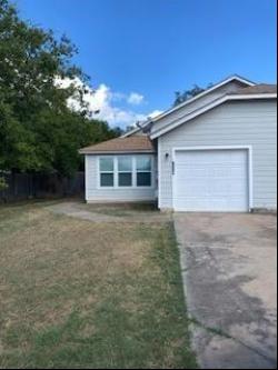 435 Sailmaster St Unit A, Lakeway TX 78734