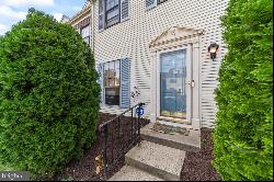 4 Van Buren Place, Trenton NJ 08648