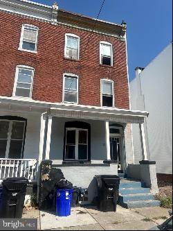 313 Crescent Street, Harrisburg PA 17104