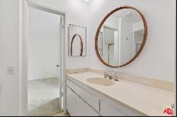 2311 4th Street Unit 210, Santa Monica CA 90405