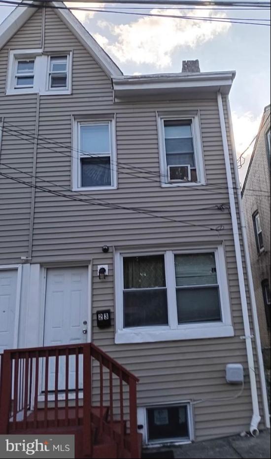 23 Trent Avenue, Trenton NJ 08618