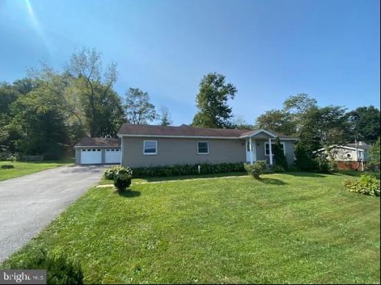 7440 Allemaengel Road, New Tripoli PA 18066