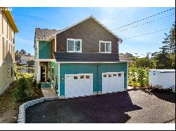 2232 E Washington St, Rockaway Beach OR 97136