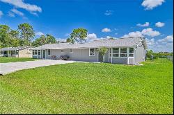 4421 Ruthann Ct, North Fort Myers FL 33917