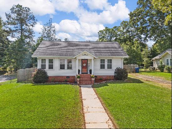 353 E Georgia St, Woodruff SC 29388