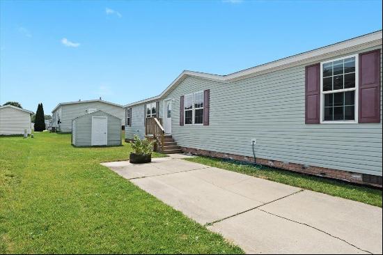 11102 WOOD RUN Circle, South Lyon MI 48178