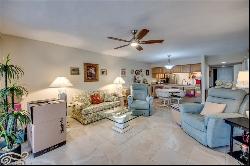 2067 W Lakeview Boulevard #2, North Fort Myers FL 33903