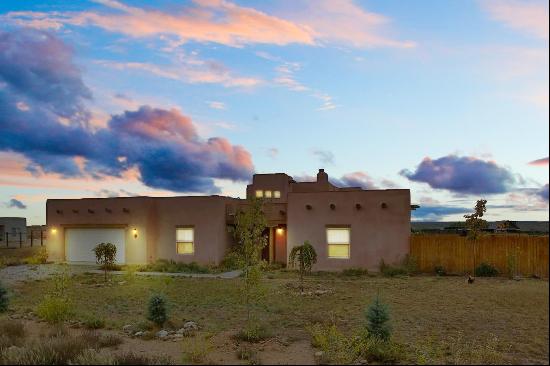 2 Calle de Cazador, Ranchos De Taos NM 87557