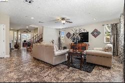 698 Monte Verde Ln, Brentwood CA 94513