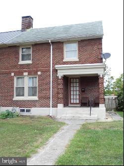 527 W Springettsbury Avenue, York PA 17403