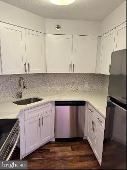 2018 Walnut Street Unit 7M, Philadelphia PA 19103