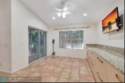 7886 Laina Ln #4, Boynton Beach FL 33437