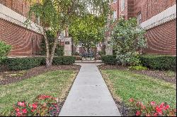 426 S Euclid Avenue #1S, Oak Park IL 60302