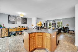 2 North Avenue, East Haddam CT 06469