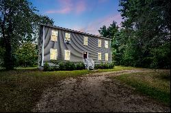 2 North Avenue, East Haddam CT 06469