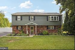 334 Monmouth Road, Wrightstown NJ 08562