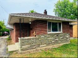 1619 Pinecrest Drive, Dayton OH 45414