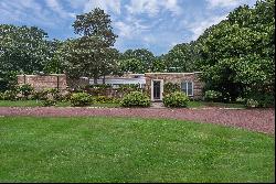 153 Royston Lane, Oyster Bay Cove, NY 11771