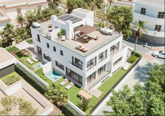 Luxury semi-detached house next to the sea in Pedregalejo, Malaga 29017