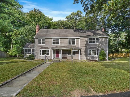 12 Great Hill Road, Darien CT 06820