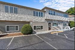 42 Harkness Ave #1C, East Longmeadow MA 01028