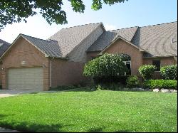 16285 White Water Drive, Macomb Township MI 48042