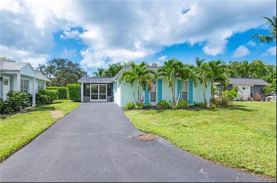 30 Kings RD #A-39, Naples FL 34112