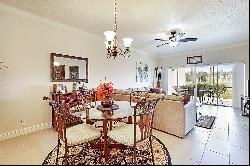 121 Cypress Point Drive #121, Palm Beach Gardens FL 33418