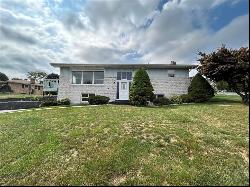 7212 Kingstead Drive, Washington Twp PA 18080