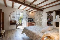 Beautiful Farmhouse in Chianti Classico with A4 Energy Efficiency Rating