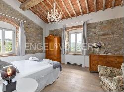 Exclusive farmhouse in Florentine Chianti