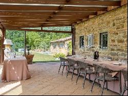 Exclusive farmhouse in Florentine Chianti