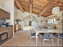 Exclusive farmhouse in Florentine Chianti