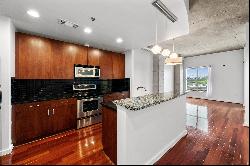 Chic Third Floor Condo at Eclipse Buckhead