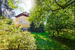 Family villa with a garden, Prague 5 - Smichov ID: 0909