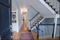 Beautiful Three Level Townhome in Northwest Buckhead