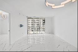 475 Brickell Ave, #4811, Miami, FL