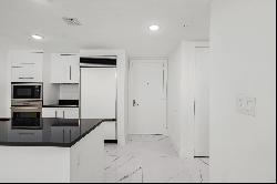 475 Brickell Ave, #4811, Miami, FL