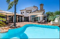 Independent villa with private swimming pool in La Juliana