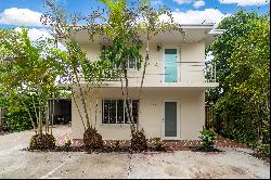 26 SW 20th Rd, Miami, FL