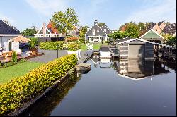 Exclusive Villa with Guesthouse on the Waterfront near Amsterdam