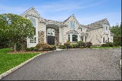 124 Essex Drive, Tenafly, NJ, 07670