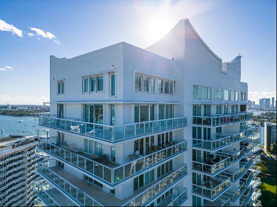 10 Venetian Way, #2504, Miami Beach, FL