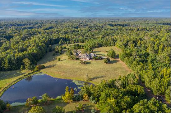 Impressive Country Estate In Fayette County!