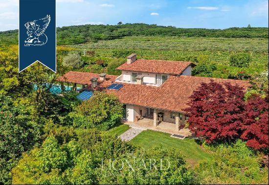 Charming estate surrounded by a breathtaking context in the Franciacorta area